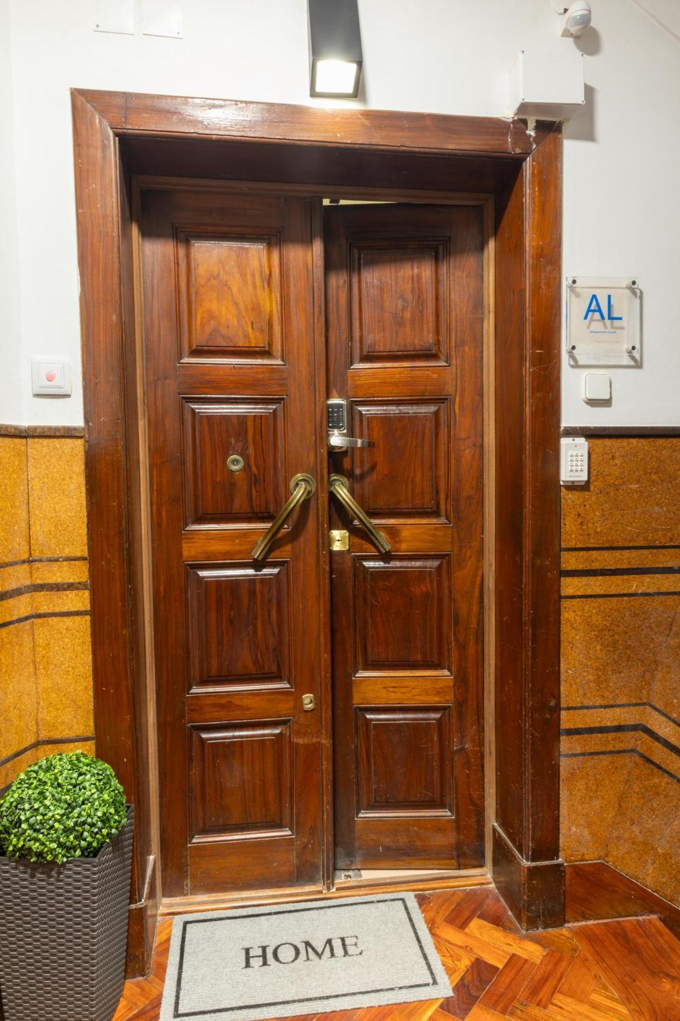 Sweet Suites Guesthouse Close To Famous Avenue Liberty Lisboa Kültér fotó